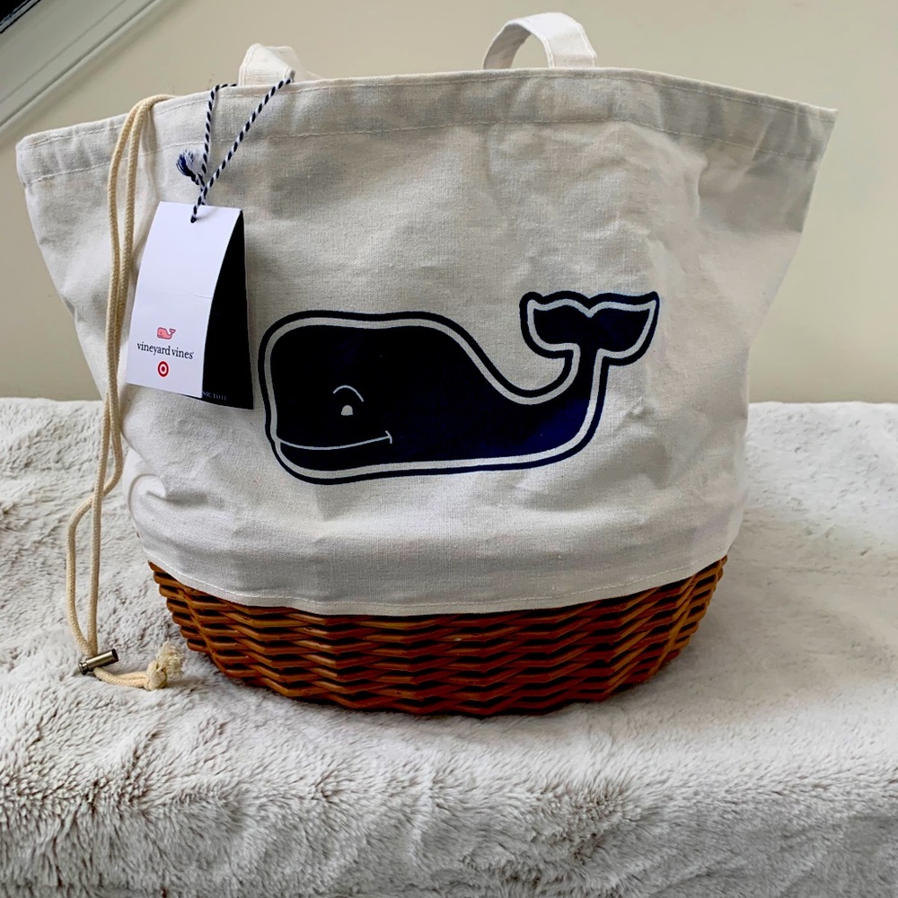 Vineyard Vines beach/ picnic tote